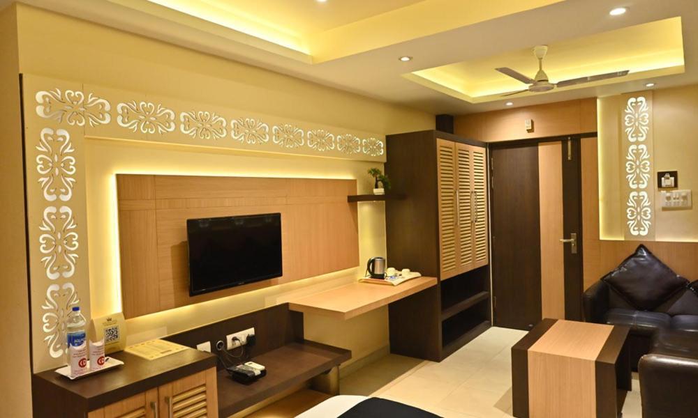 קאנפור Hotel Royal Cottage מראה חיצוני תמונה