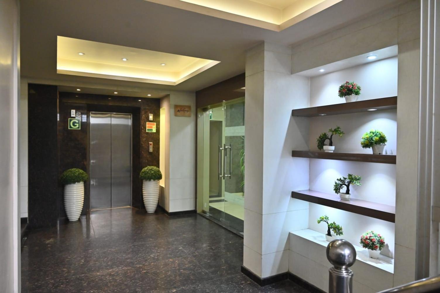 קאנפור Hotel Royal Cottage מראה חיצוני תמונה